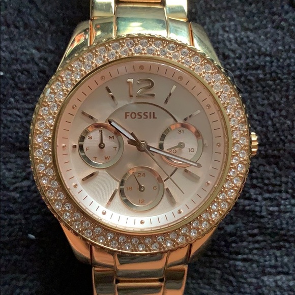Fossil Rose Gold Watch - Picture 2 of 5